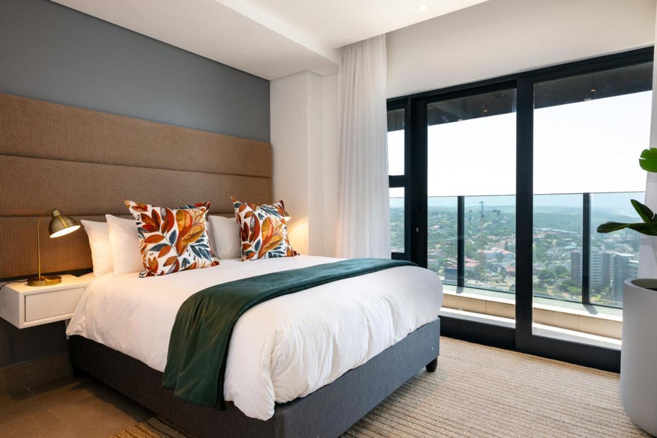 Opulent Oceans 2505 With Sea Views